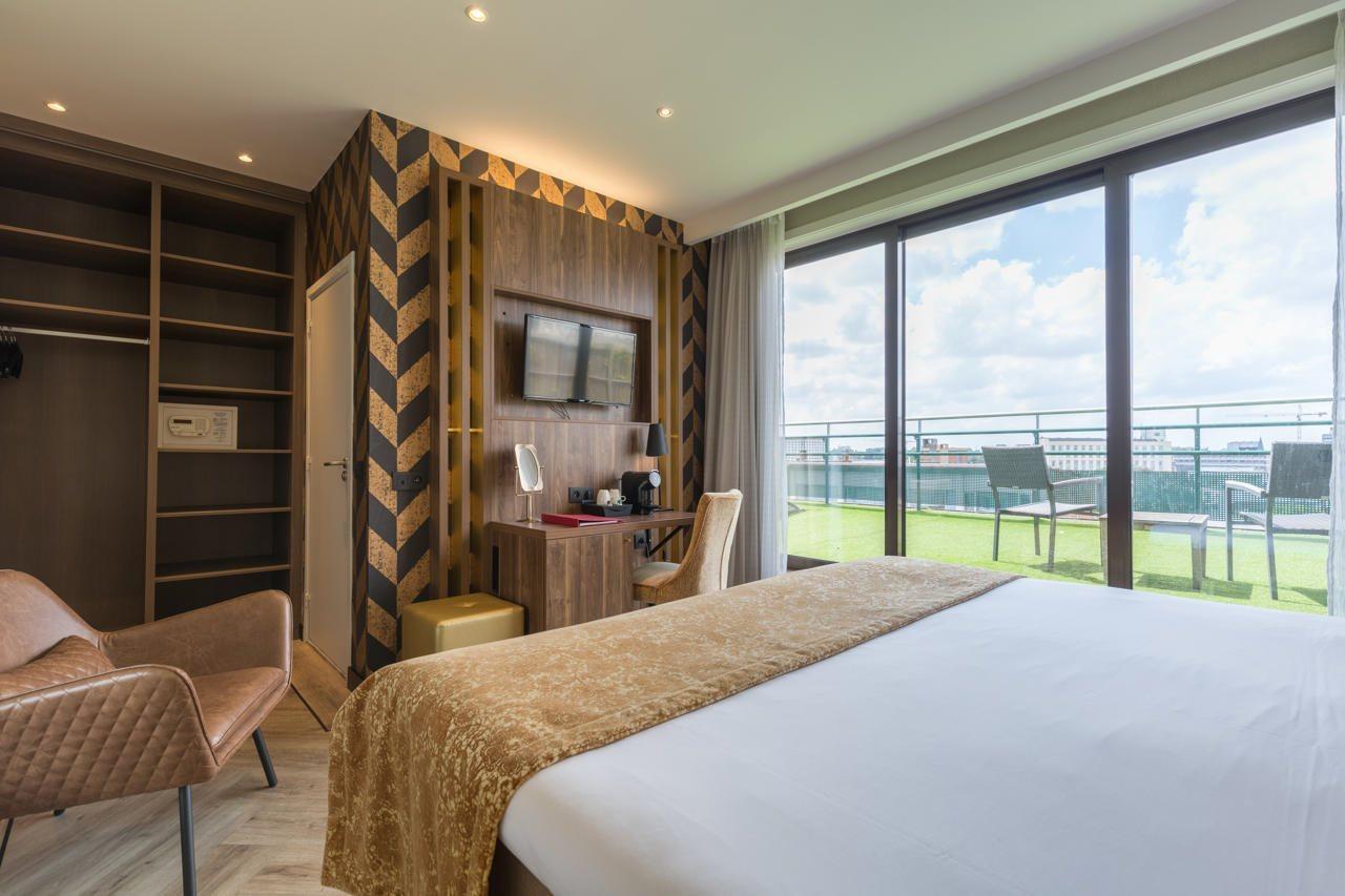 เดอะพลาซ่า โฮเทล แอนต์เวิร์ป Hotel ภายนอก รูปภาพ